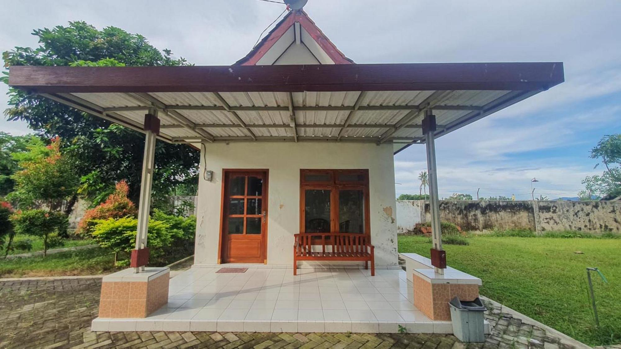 Villa Pakis Residence Banyuwangi Banyuwangi  Exterior photo