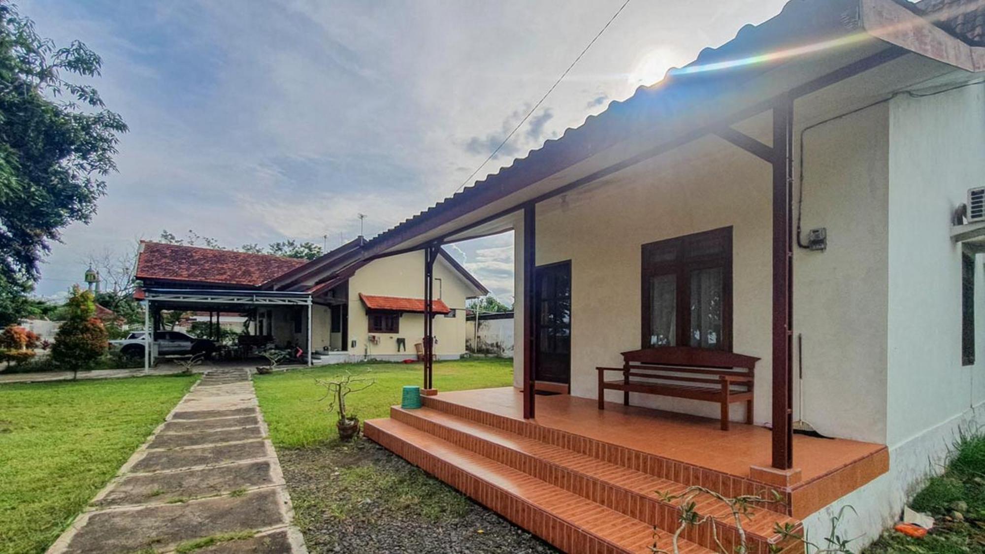 Villa Pakis Residence Banyuwangi Banyuwangi  Exterior photo