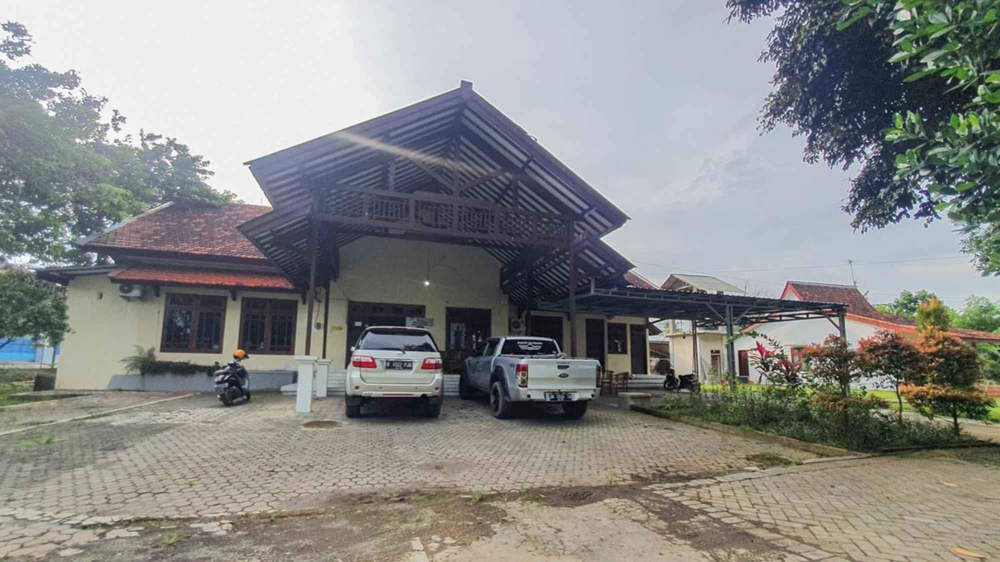 Villa Pakis Residence Banyuwangi Banyuwangi  Exterior photo