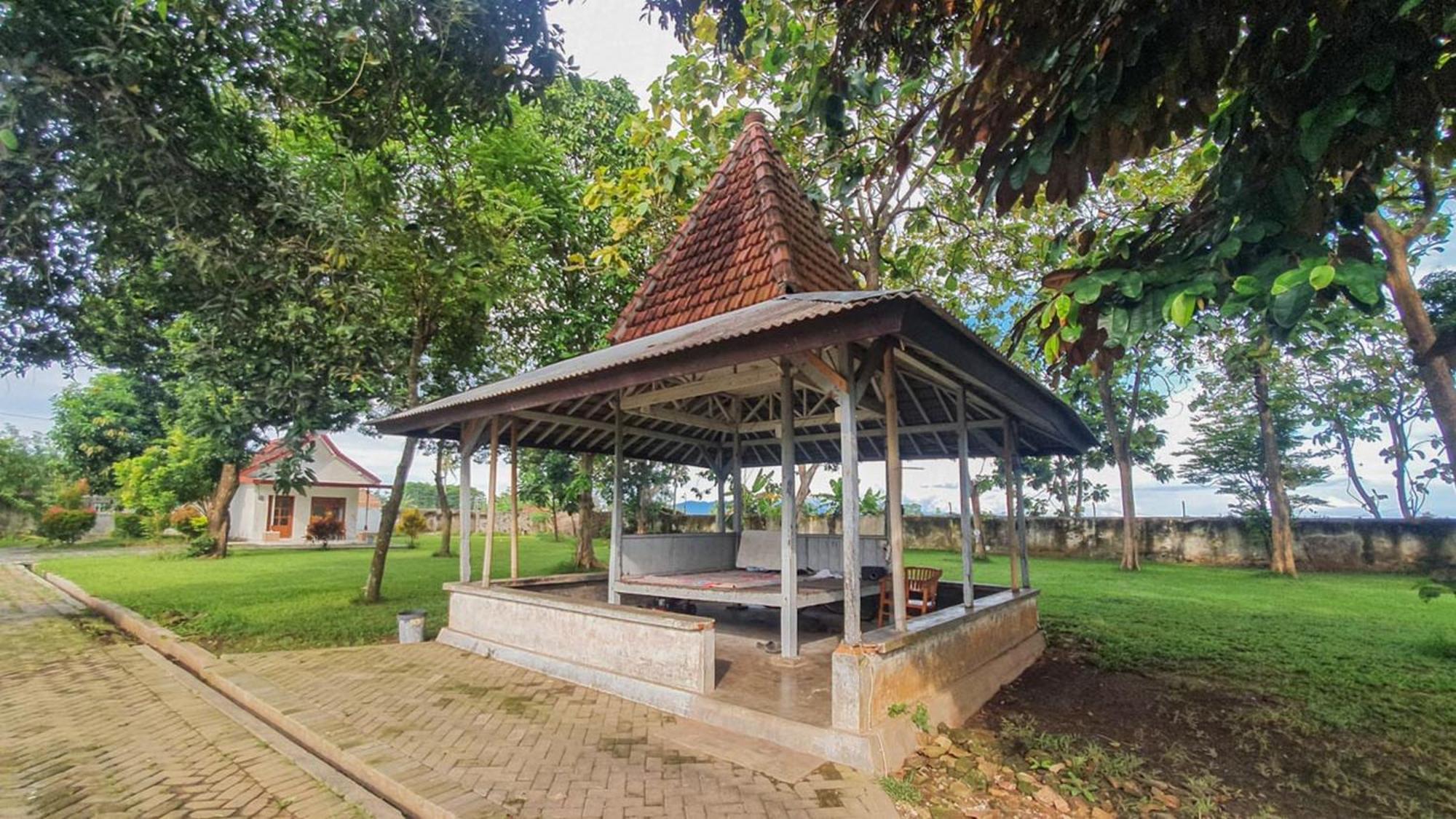 Villa Pakis Residence Banyuwangi Banyuwangi  Exterior photo